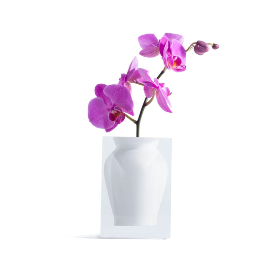 Acrylic Resin Hamptons White Henry Vase (1 Count)