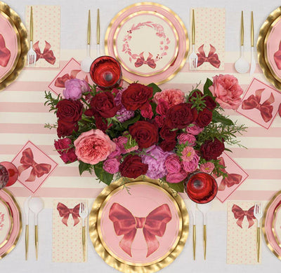 Pink Bows Wavy Paper Plate Collection