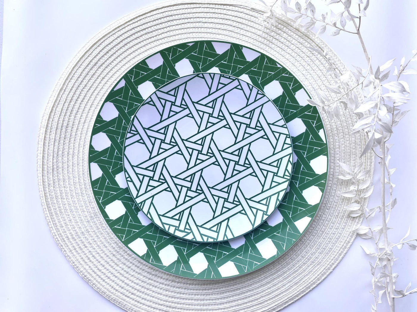 Green & White Rope Model Plate Collection