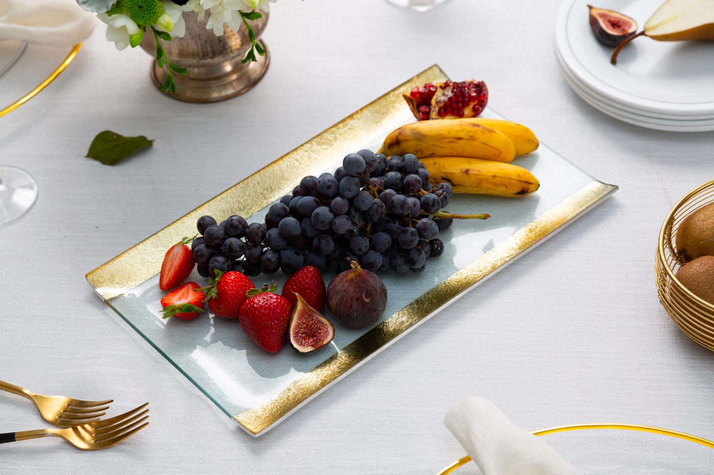 Glass Tray With Gold Border (1 Count)