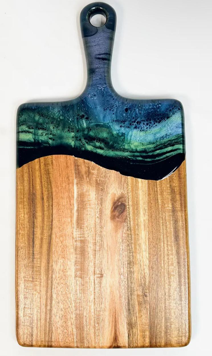 Acacia Resin Medium Cheeseboards: Northern Lights