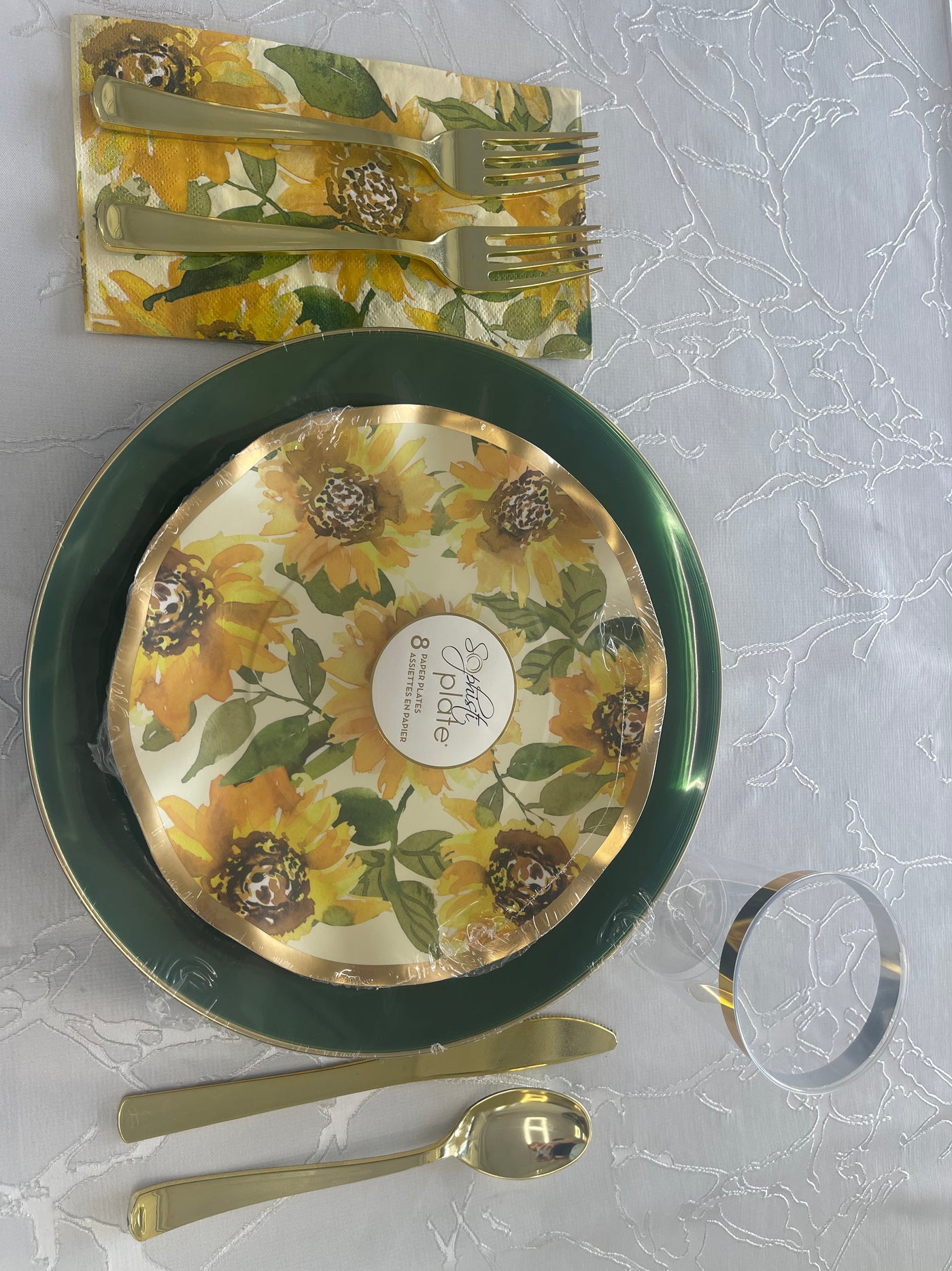 Sunburst Sunflower Table Package (Service For 16)