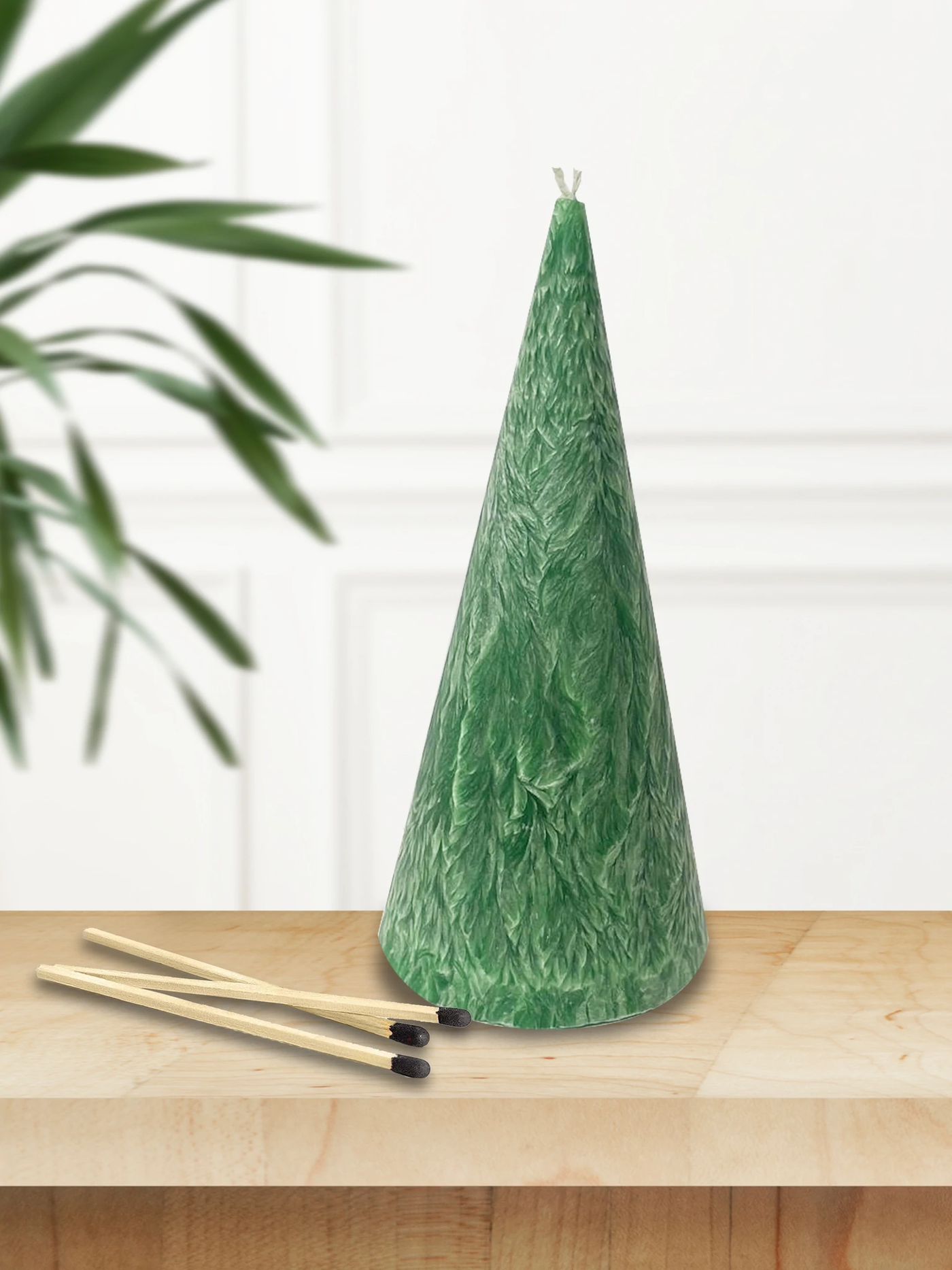 Cone Havdalah Candle - Green - Set With Style