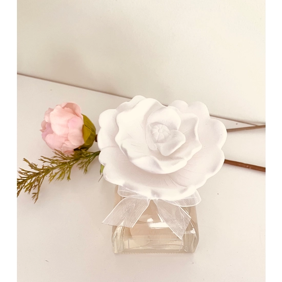 Sunshine Rose Ceramic Flower Diffuser Gift Set - Rose Petals - Set With Style